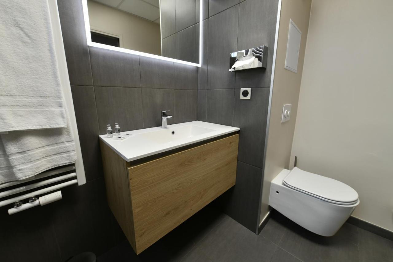 In Situ Hotel 발랑시엔 외부 사진